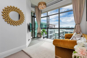 The Golden Hour Penthouse, Auckland